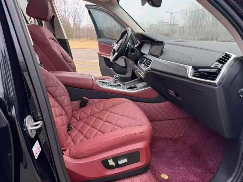 宝马X5 后面外观三