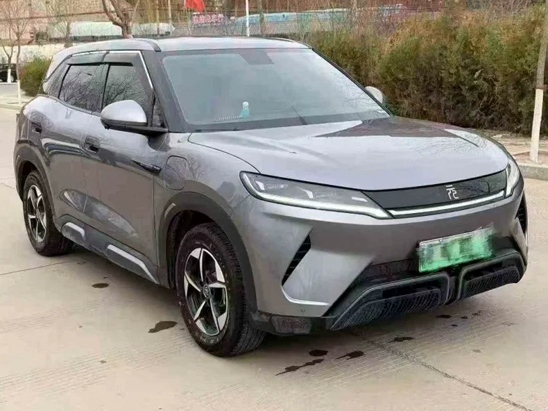 比亚迪元 正面外观三