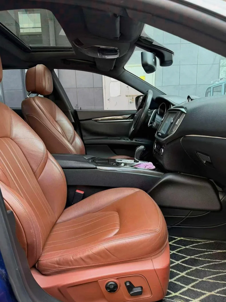 玛莎拉蒂Ghibli 后面外观二