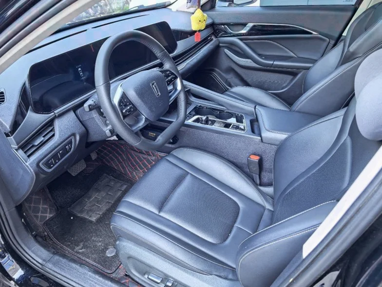 奔腾B70 正面外观三