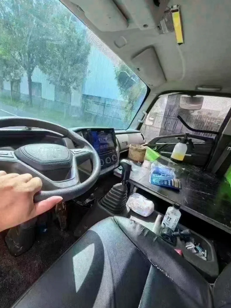 江铃凯运 后面外观二