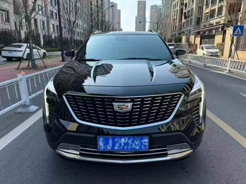 22年凯迪拉克XT4 2.0T尊贵版