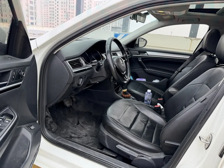 大众宝来 后面外观二