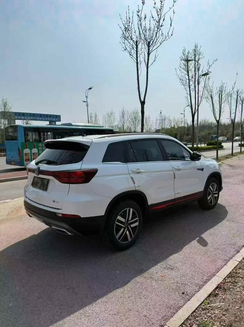 长安汽车CS75 内饰前排