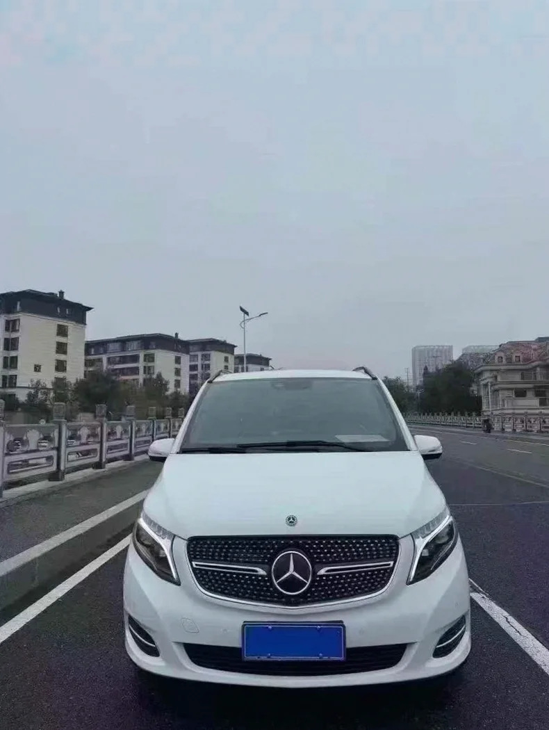 18年奔驰V260尊贵版