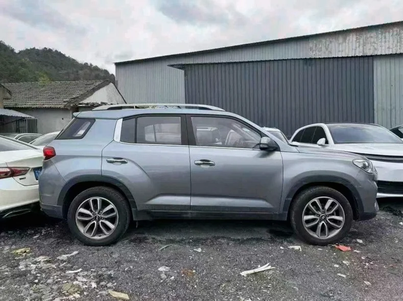 现代ix35 正面外观三