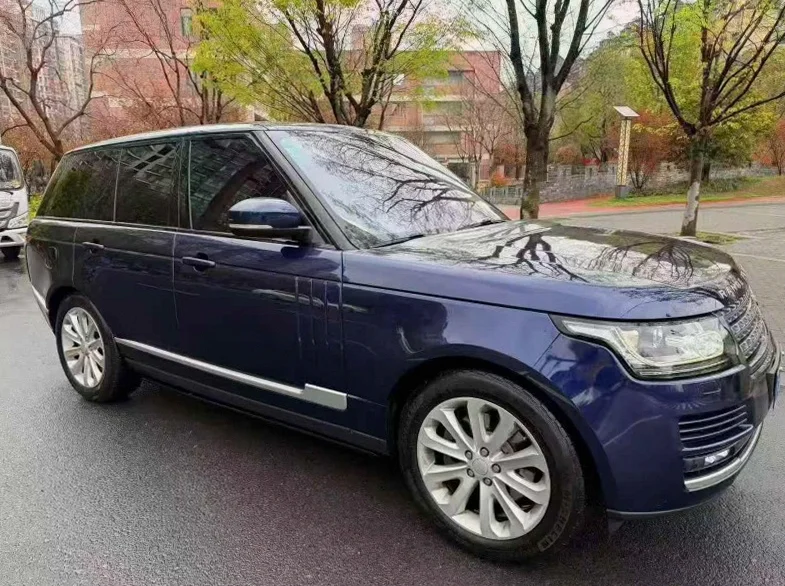 路虎揽胜运动 正面外观三