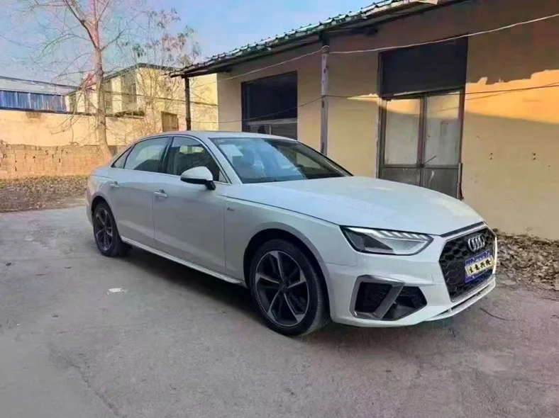 奥迪A4L 正面外观二