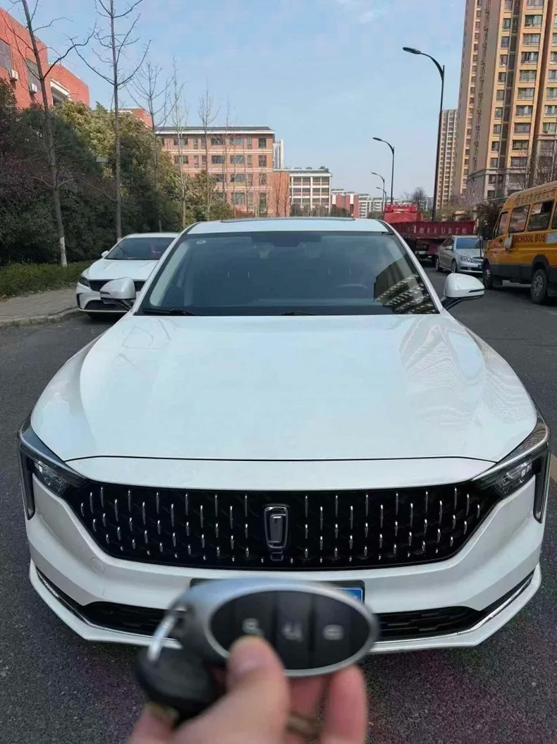 23年奔腾B70 1.5T自动高配