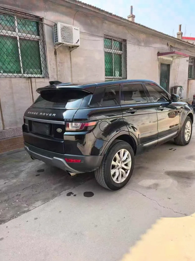 路虎极光 后面外观二