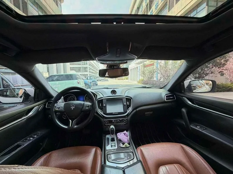 玛莎拉蒂Ghibli 后面外观三