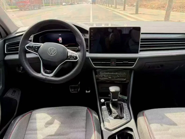 大众途观 后面外观二