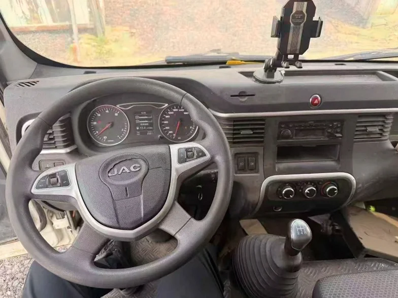 江淮新骏铃 后面外观二