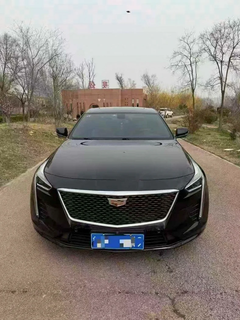 19年凯迪拉克CT6 2.0T高配