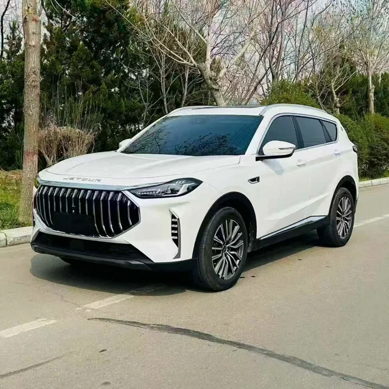 奇瑞捷途 正面外观二