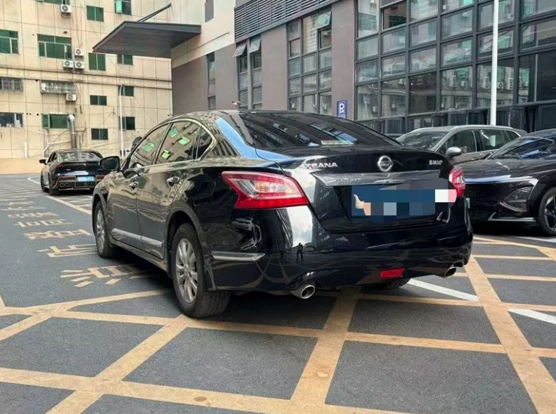 日产天籁 内饰后排