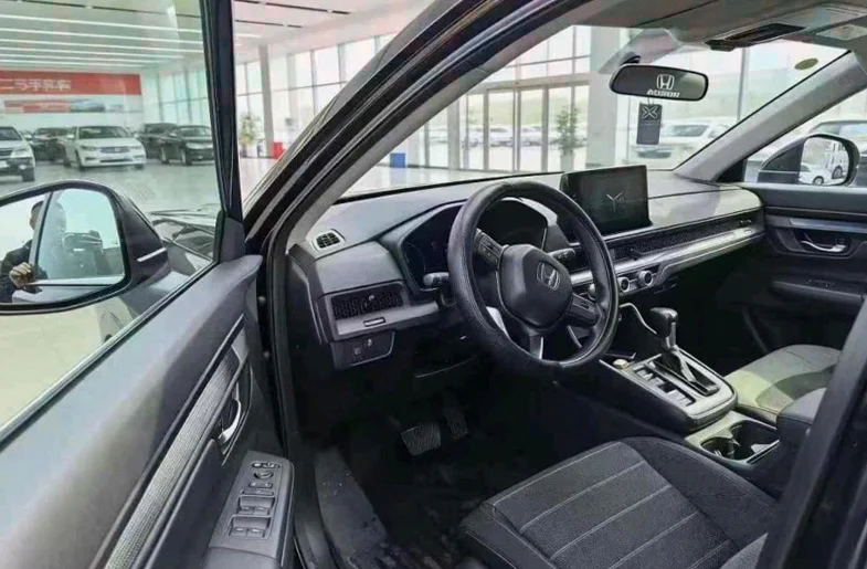 本田皓影 内饰前排