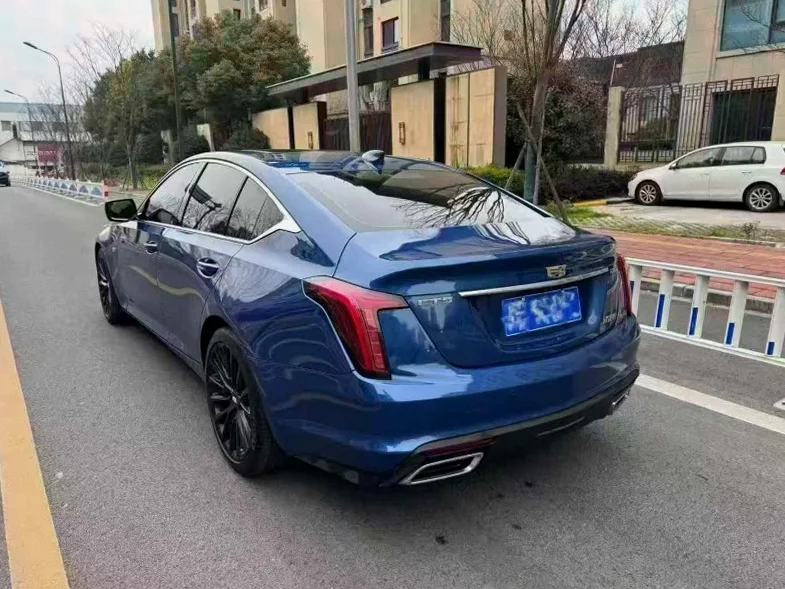 凯迪拉克CT5 内饰前排