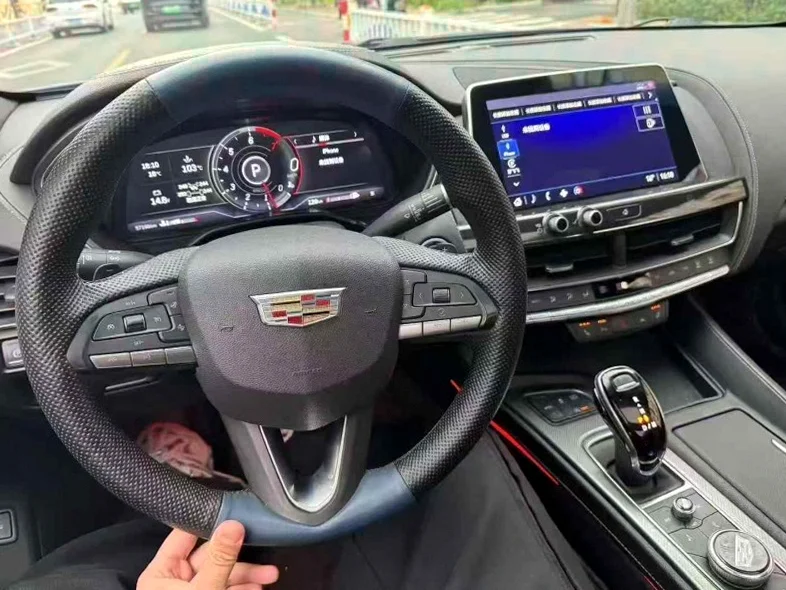 凯迪拉克CT5 后面外观二