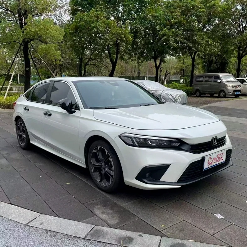 本田思域 正面外观二