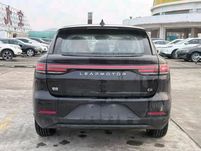 零跑汽车C11 内饰前排