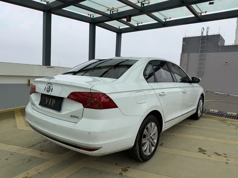 大众宝来 内饰前排