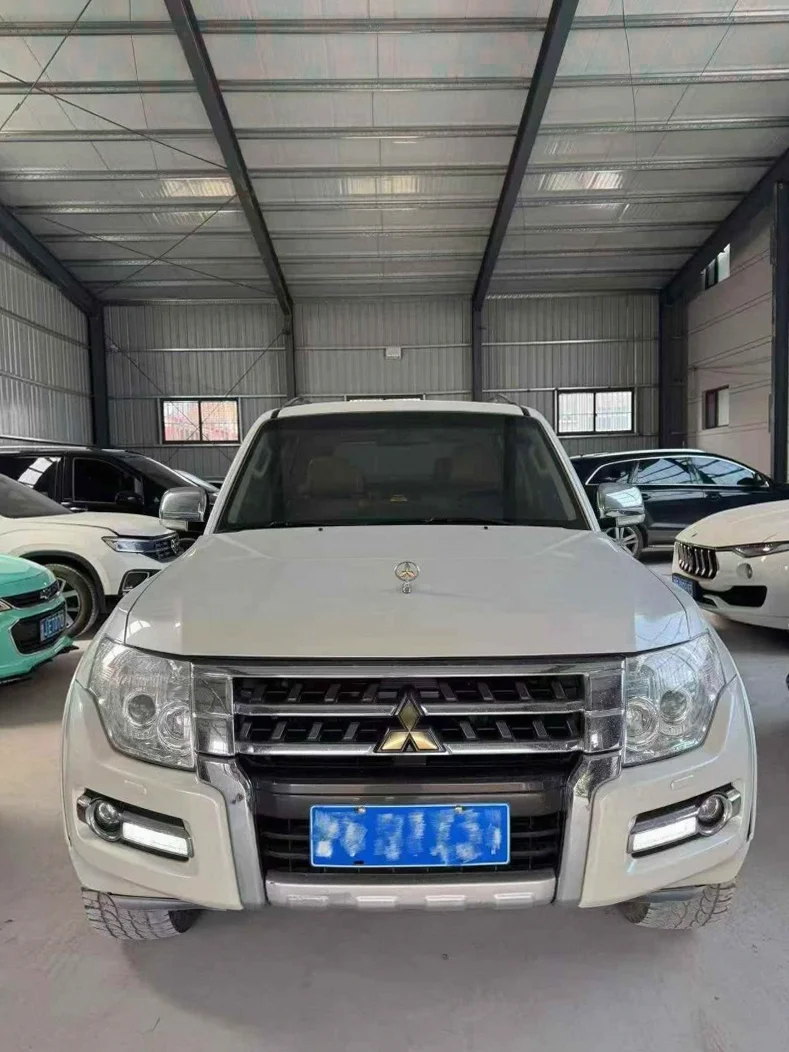 20年三菱帕杰罗V93中东版