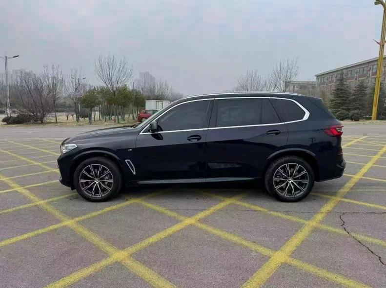 宝马X5 内饰前排