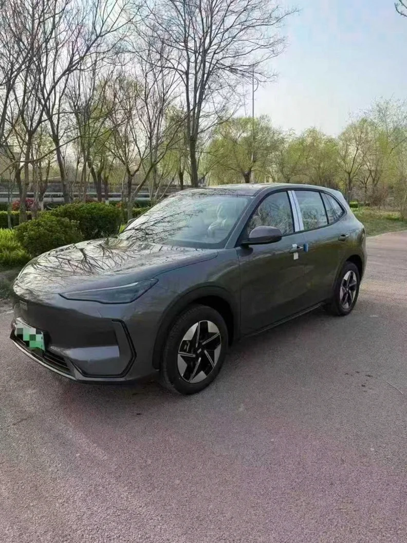 吉利银河 正面外观二