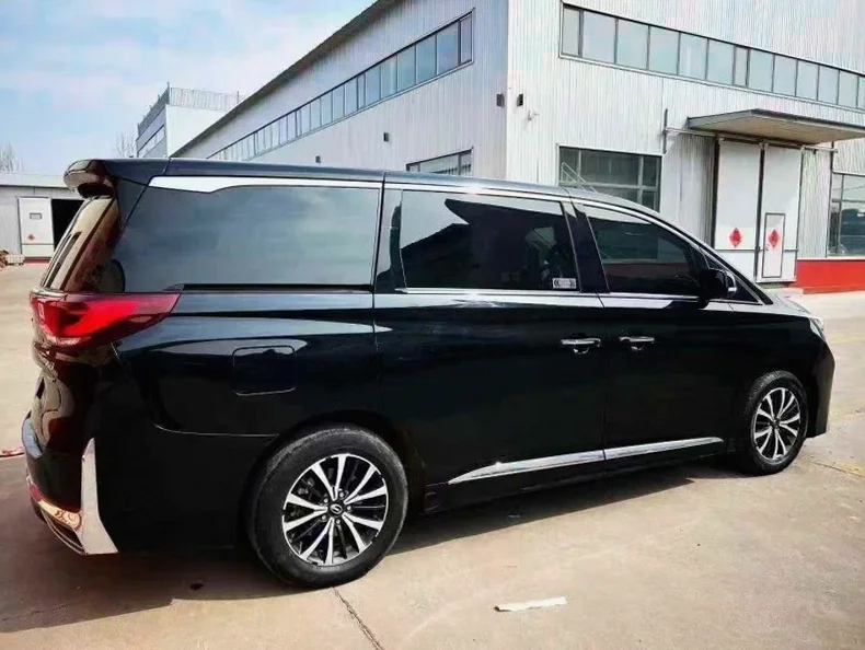 传祺M8 内饰前排