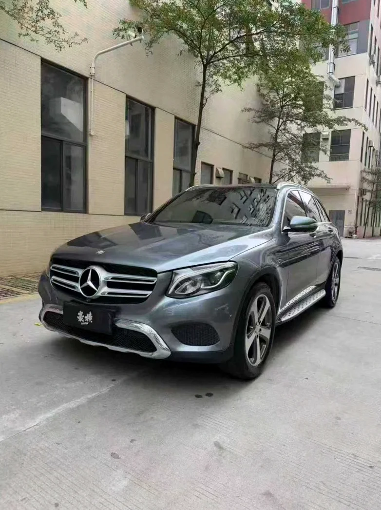 奔驰GLC 正面外观三