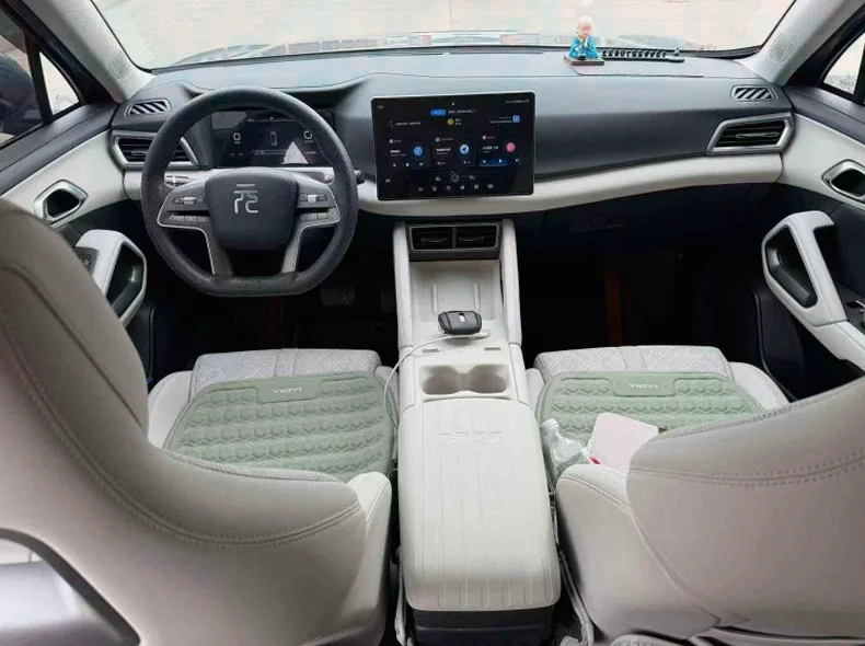 比亚迪元 后面外观三