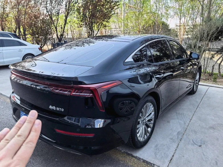 奔腾B70 正面外观二