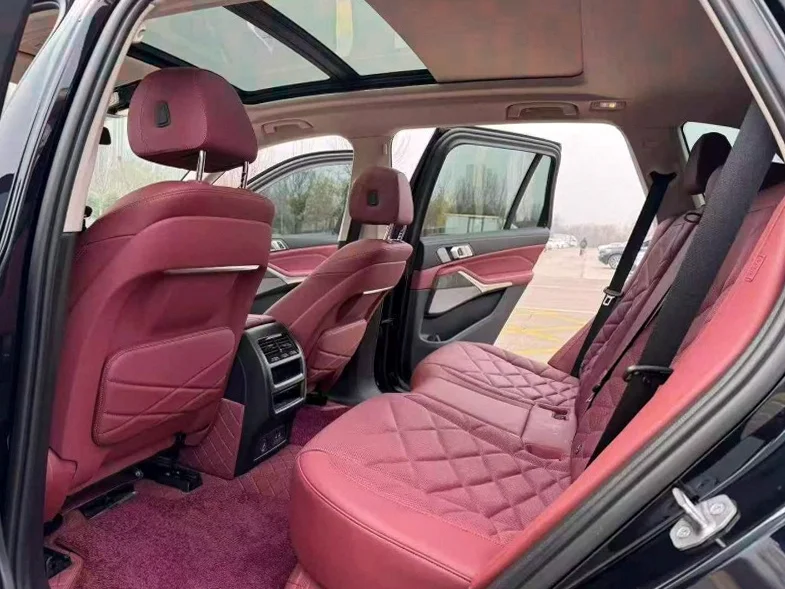 宝马X5 后面外观二