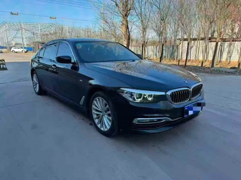 宝马5系 正面外观三