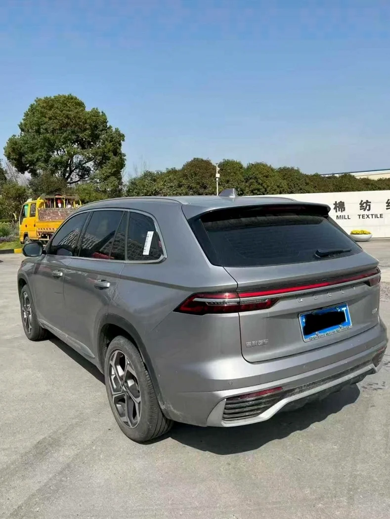 吉利星越 驾驶室