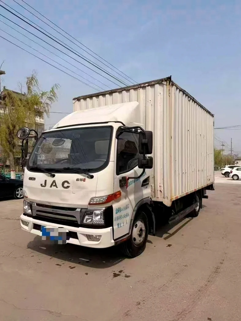 江淮新骏铃 正面外观三