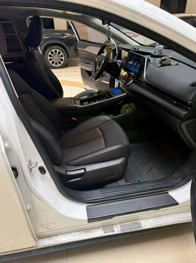 传祺埃安S 后面外观二