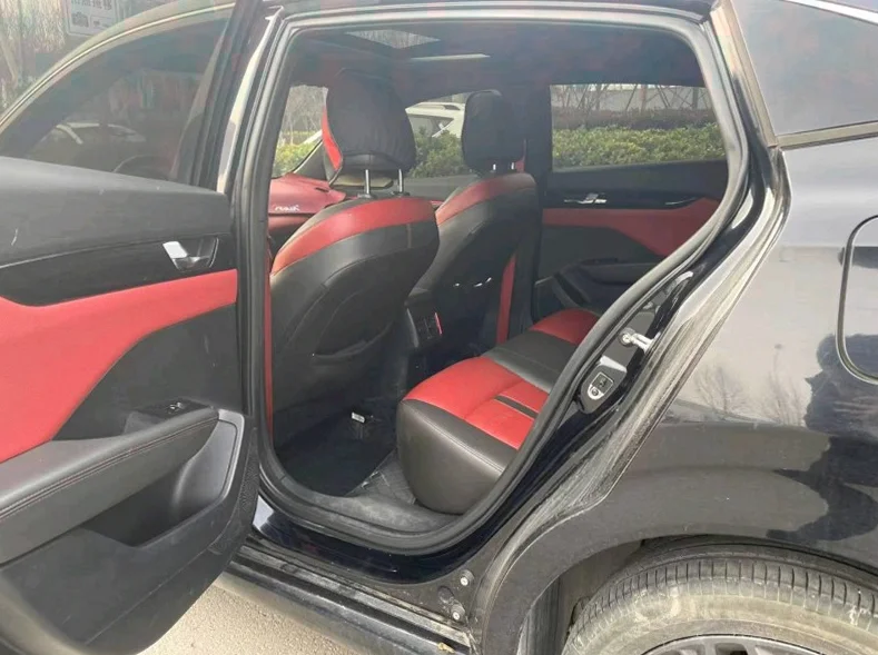 风行东风 正面外观三