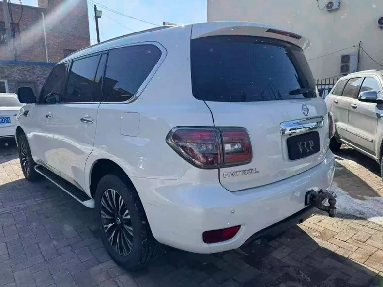 日产途乐 内饰后排