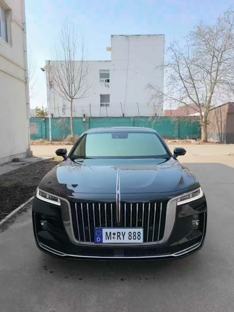 济宁2021年红旗H9全款带大本 正面外观一