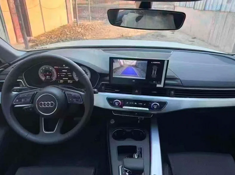 奥迪A4L 后面外观三