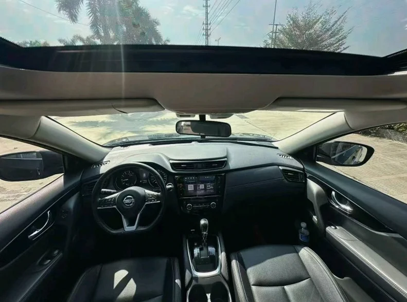 日产奇骏 后面外观三