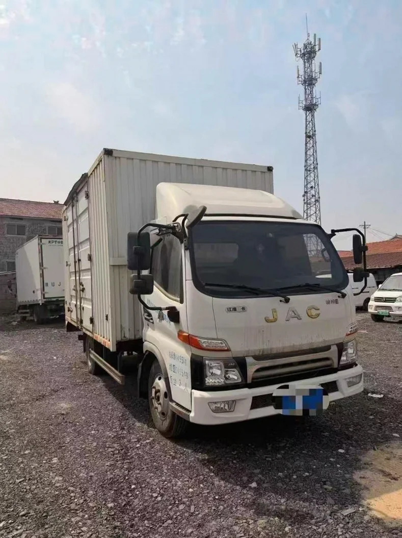 江淮新骏铃 正面外观二