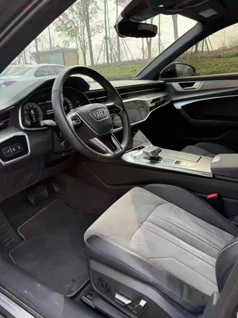 奥迪A6L 后面外观一