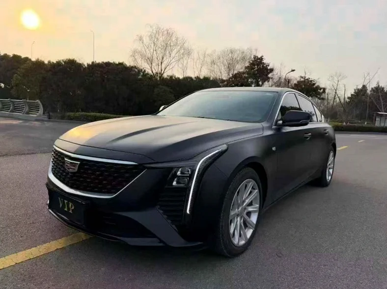 凯迪拉克CT5 正面外观二