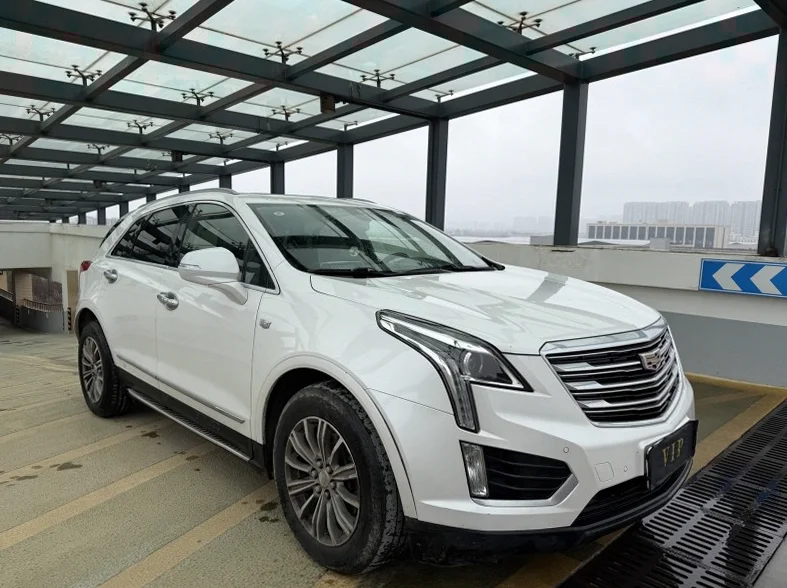 凯迪拉克XT5 正面外观三