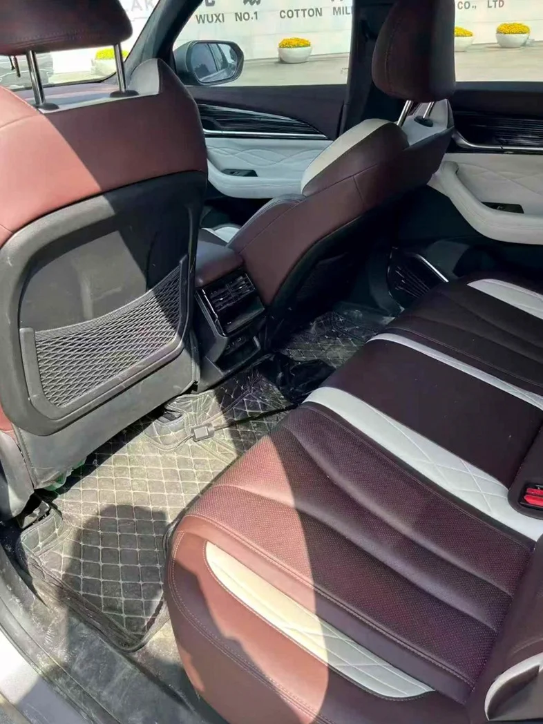 吉利星越 后面外观二