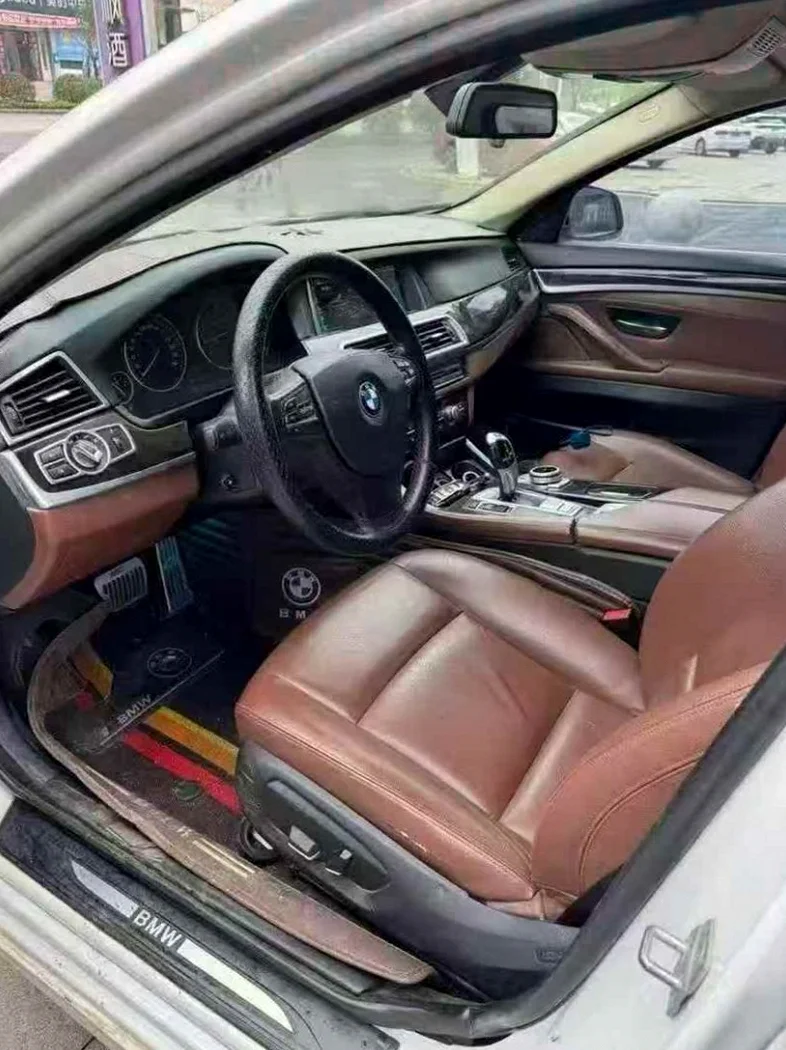 宝马5系 后面外观二