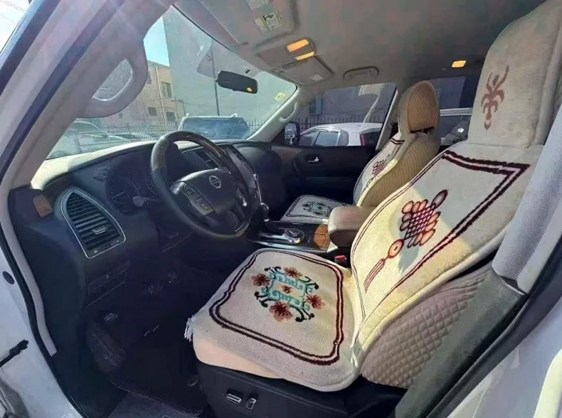 日产途乐 后面外观二